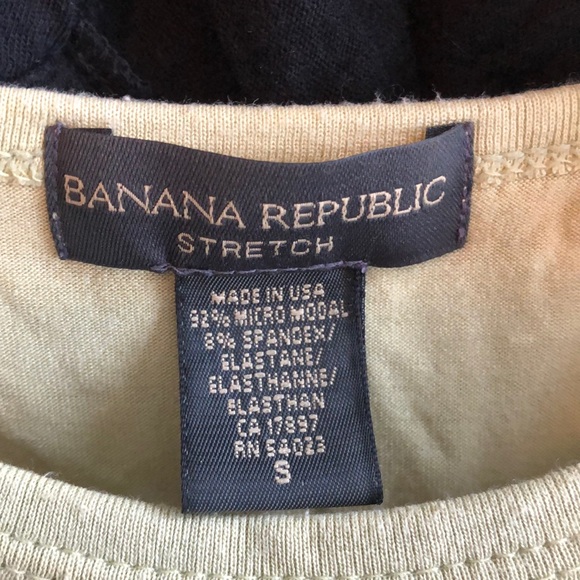 🌿🪴Green t-shirt by Banana Republic🪴🌿 - Picture 3 of 3